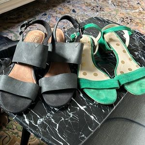 Toms brand black strappy low heel. Size 8.5
Boden low heel sandal 8.5